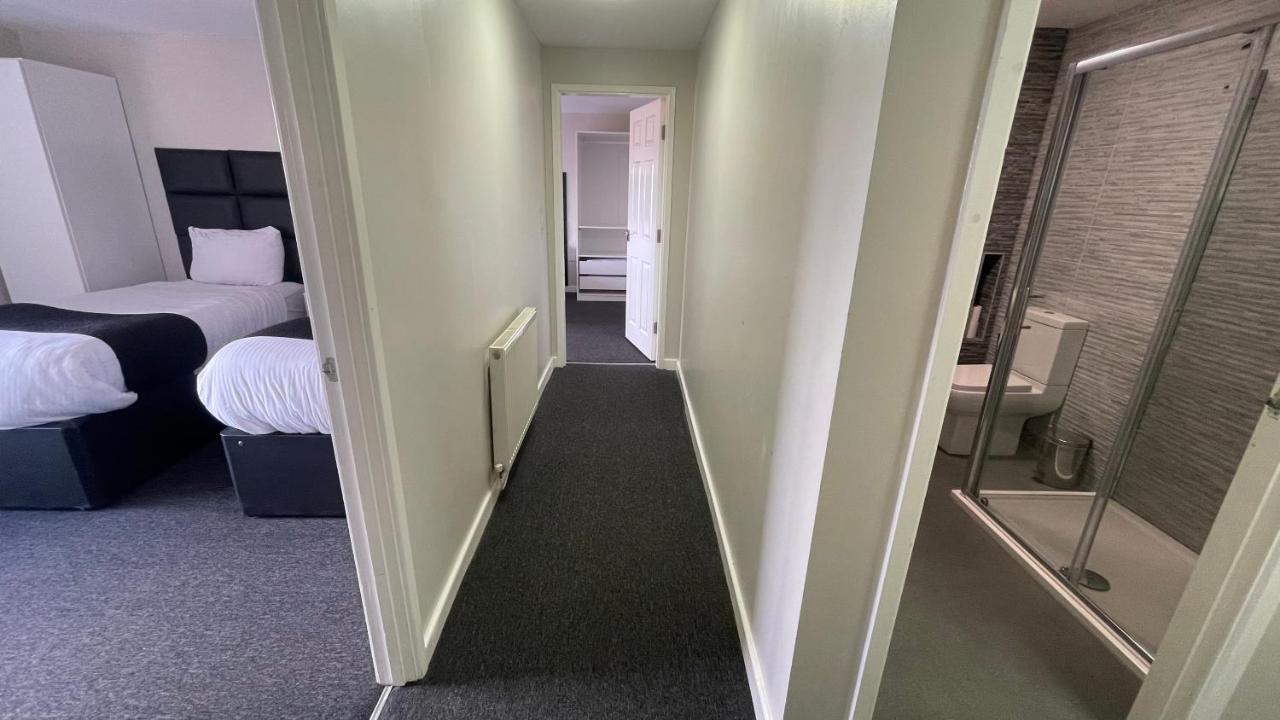 ליברפול Mays Apartments - 102 Mill Street, Free Parking, 2 Minute Walk To Baltic Market And City Centre - Apartments Sleep 1-10 Guests מראה חיצוני תמונה