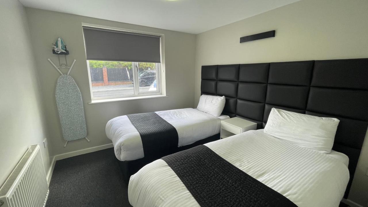ליברפול Mays Apartments - 102 Mill Street, Free Parking, 2 Minute Walk To Baltic Market And City Centre - Apartments Sleep 1-10 Guests מראה חיצוני תמונה