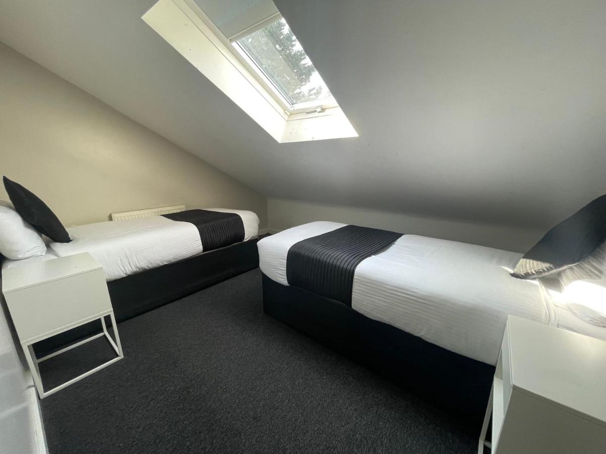 ליברפול Mays Apartments - 102 Mill Street, Free Parking, 2 Minute Walk To Baltic Market And City Centre - Apartments Sleep 1-10 Guests מראה חיצוני תמונה