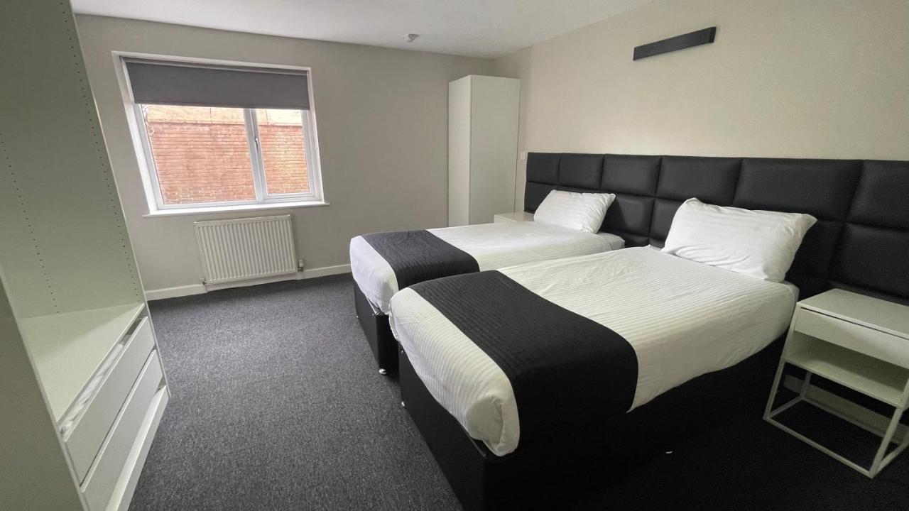ליברפול Mays Apartments - 102 Mill Street, Free Parking, 2 Minute Walk To Baltic Market And City Centre - Apartments Sleep 1-10 Guests מראה חיצוני תמונה
