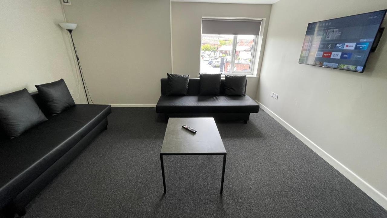 ליברפול Mays Apartments - 102 Mill Street, Free Parking, 2 Minute Walk To Baltic Market And City Centre - Apartments Sleep 1-10 Guests מראה חיצוני תמונה